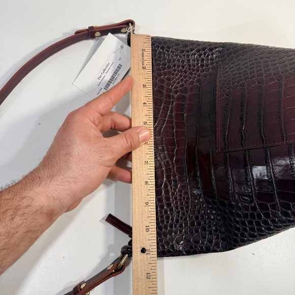 Clare V. Petite Jeanne in Bordeaux Autumn Croco Bucket Bag Embossed Leather - Picture 12 of 13